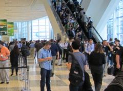 VMworld 2012, Montag mit deutlich mehr Leuten, siehe Rolltreppe