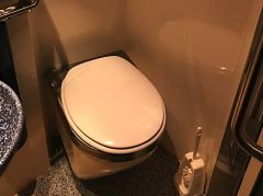 Toilette im Single-Abteil Grand Class