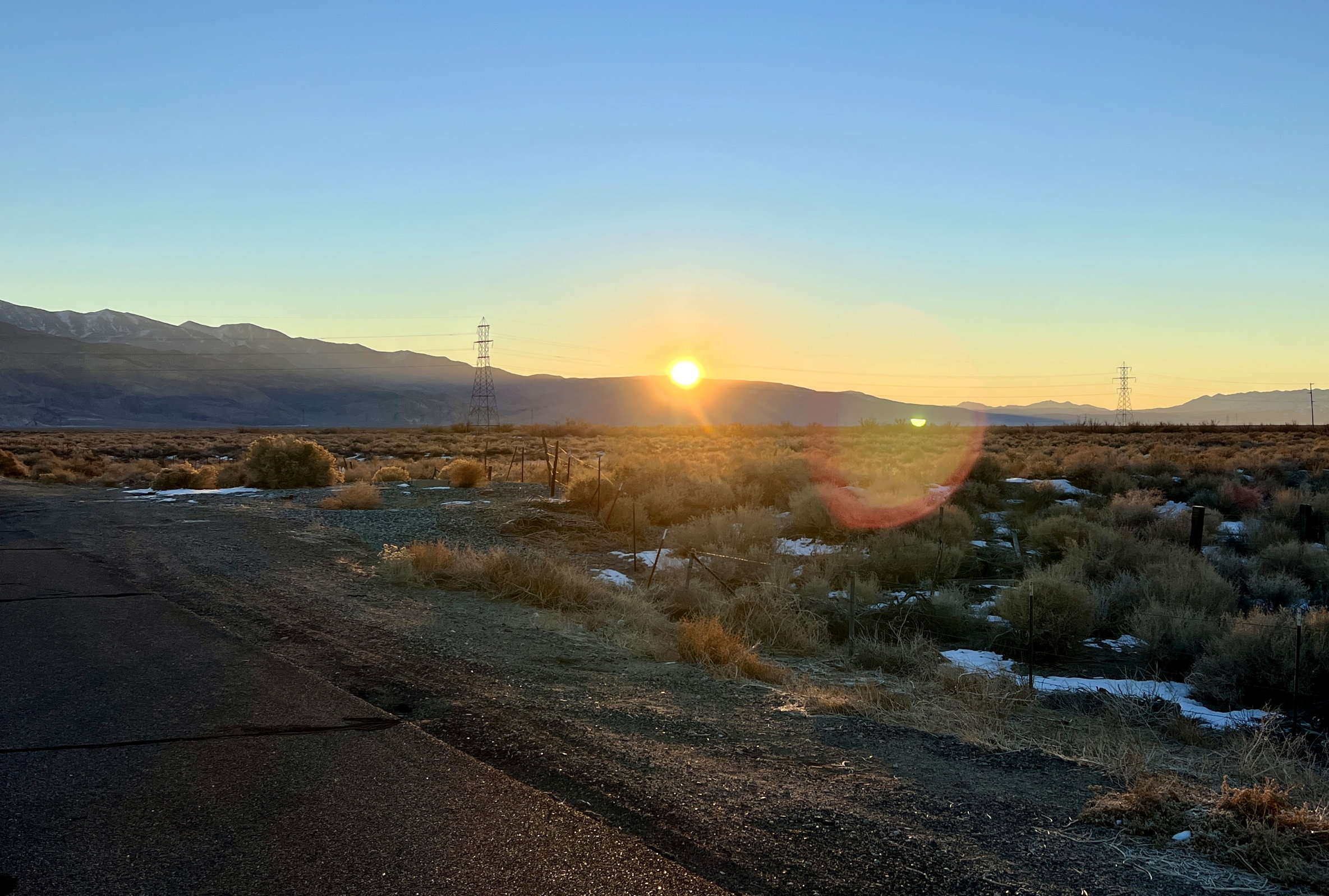Sonnenaufgang über dem Death Valley bei Lone Pine