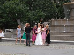 Hochzeitsszene beim Pulitzer-Brunnen
