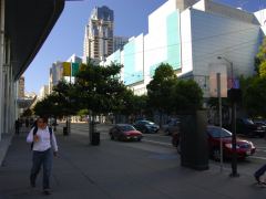 Blick vom Moscone die vierte Strasse hoch in Richtung Market Street