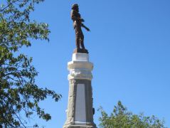 Statue von James W. Marshall, Entdecker des Golds in California
