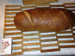 Gebackenes Dinkelsauerteigbrot