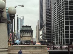 Neben der Chicago Union Stations, Hochhäuser am Fluss