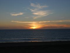 Ein weiterer Sonnenuntergang über Pismo Beach