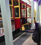Streetcar mit Rollstuhl-Lift in New Orleans