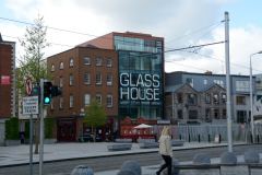 Dublin Smithfield Square, Warten auf den Bus