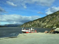 Fähre über den Yukon River bei Dawson City