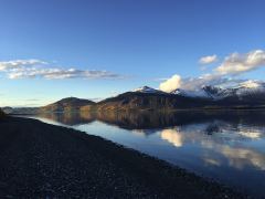 Abendstimmung über dem Kluane Lake mit Blick gegen Norden