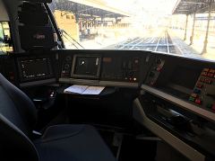 Cockpit im Steuerwagen Bt IC