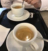 Doppelter Espresso am Flughafen Zürich