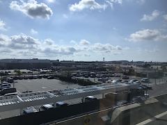 Aussicht über den JFK von der Airtrain Station Federal Circle