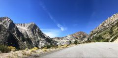 Panorama entlang des CA 120 zum Tioga Pass, kur vor dem Ellery Lake