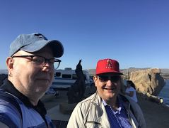 Selfie (links der Autor) mit Th. R. in Morro Bay