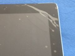 iPad 2 mit gesplittertem Glas