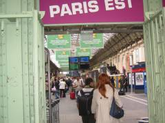 Eingang zum Gare de l'Est in Paris